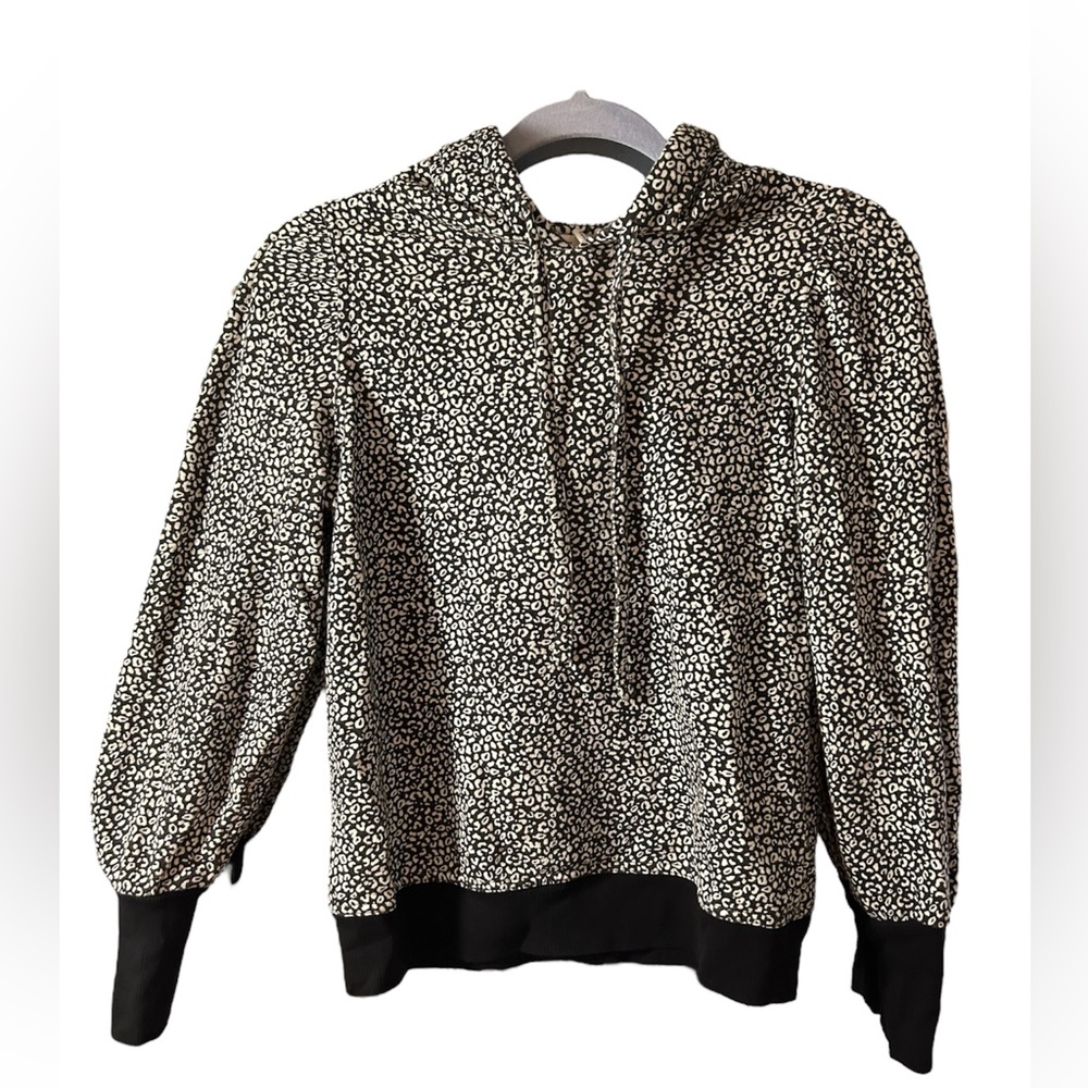 Nine West Animal print Womens Hoodie Size‎ Small Black & White